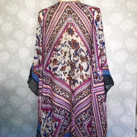 🆕🆕🆕🆕Boho kimono one size 🆕🆕🆕 - Picture 1 of 8